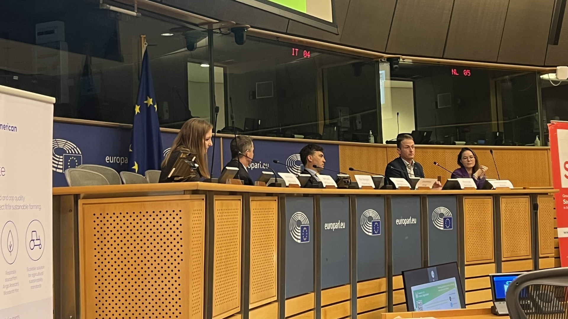 2025 Growing agricultural resilience through innovative crop nutrition – Panel session